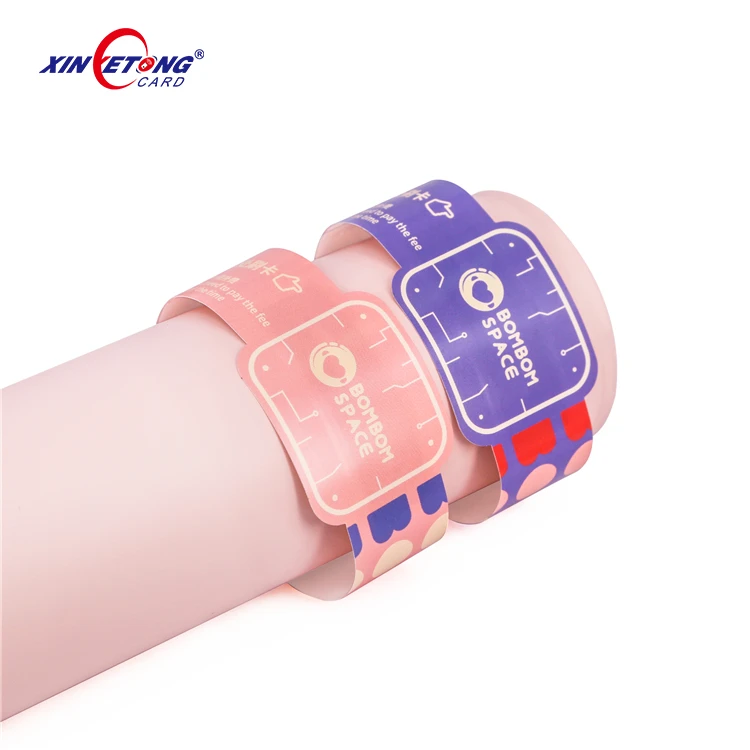 custom amusement park wristbands