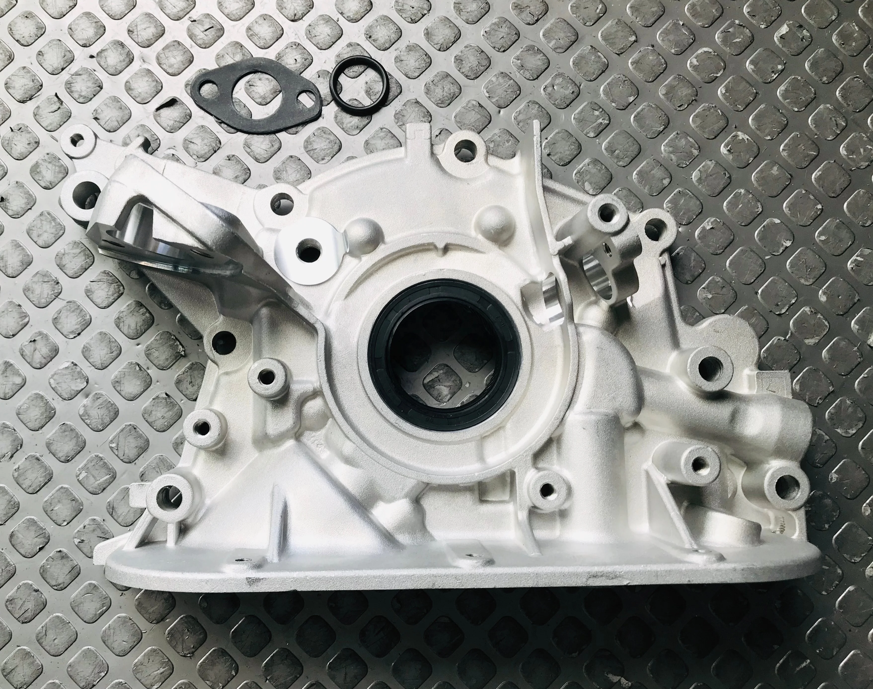 Engine Oil Pump Fit for 96-99 Toyota PRADO 4RUNNER T100 V6 DOHC 