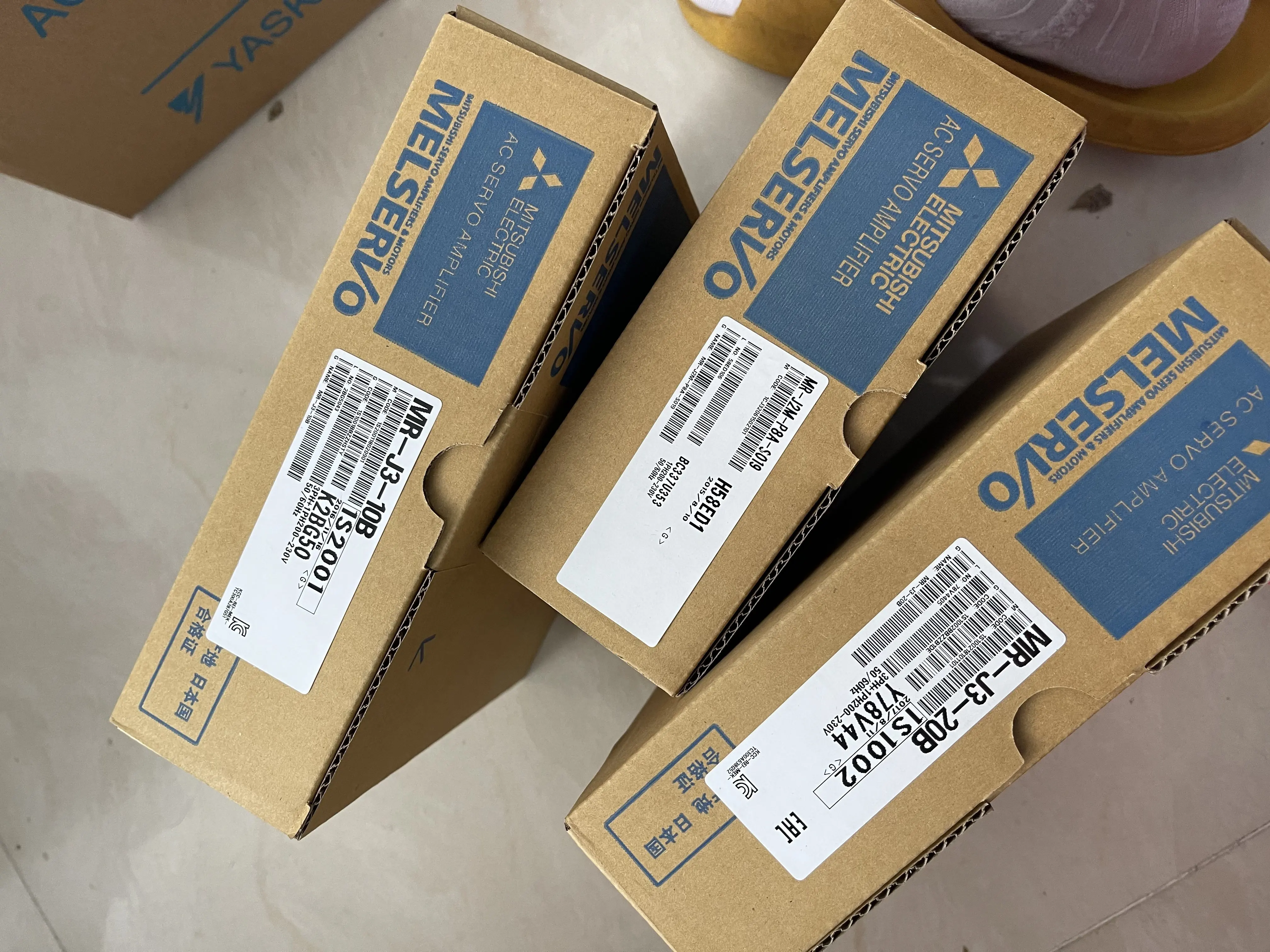 Mitsubishi AC Servo Amplifier MR-J3-10B/MR-J3-20B/ MR-J2M-P8A-S019