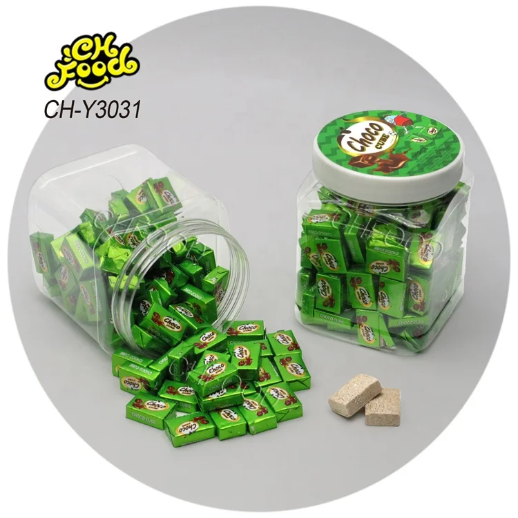 Low MOQ Wholesale Hot Selling Strawberry Milk Choco Flavor Tablet Pressed Hard Candy Bar Halal Sweets Snack