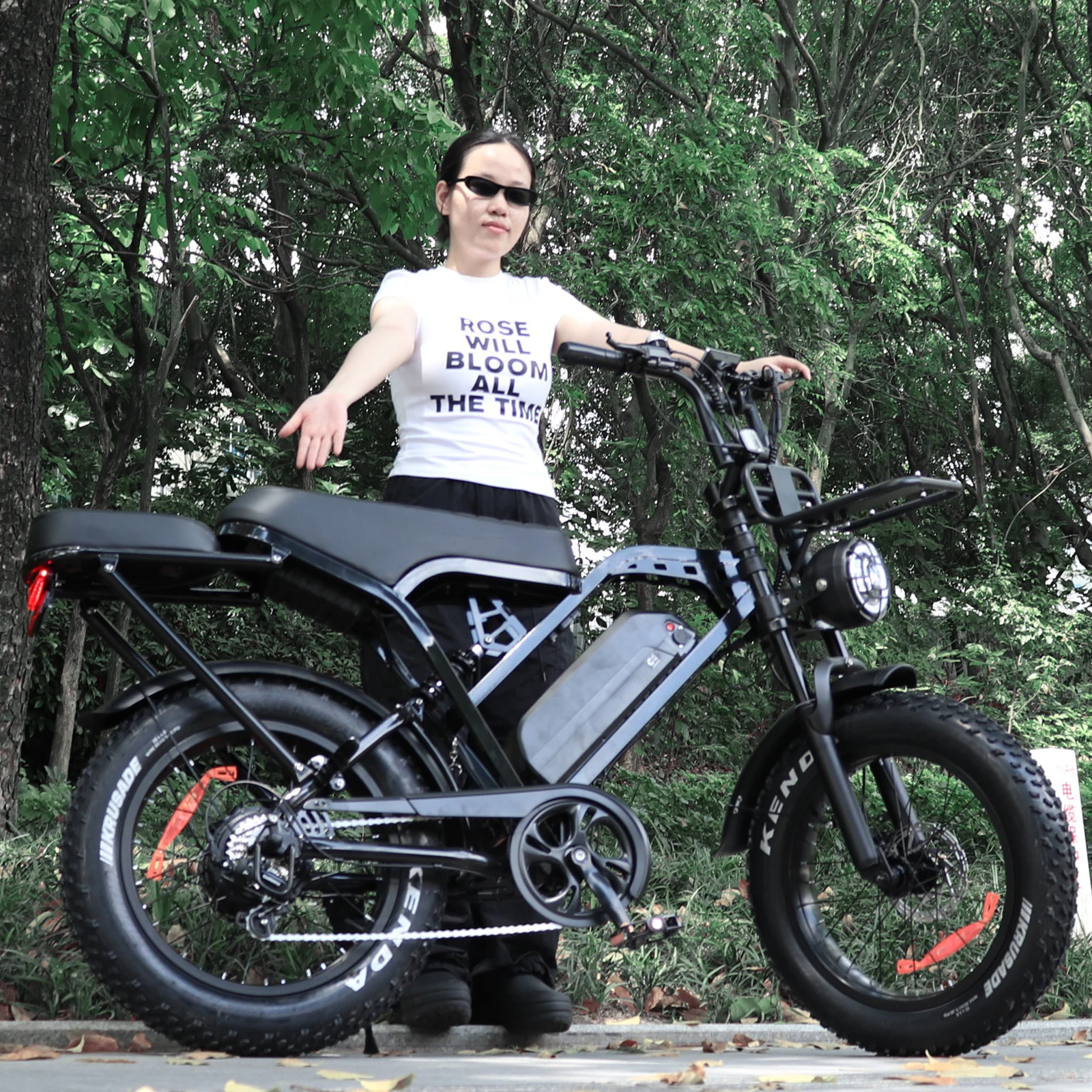 X80 Pro Fat-bike Fatbike électrique 250w 15ah 48v Fat Ebike Lithium  cellules vélo vélo électrique 25 km/h rapide VOMO X80 vélo électrique