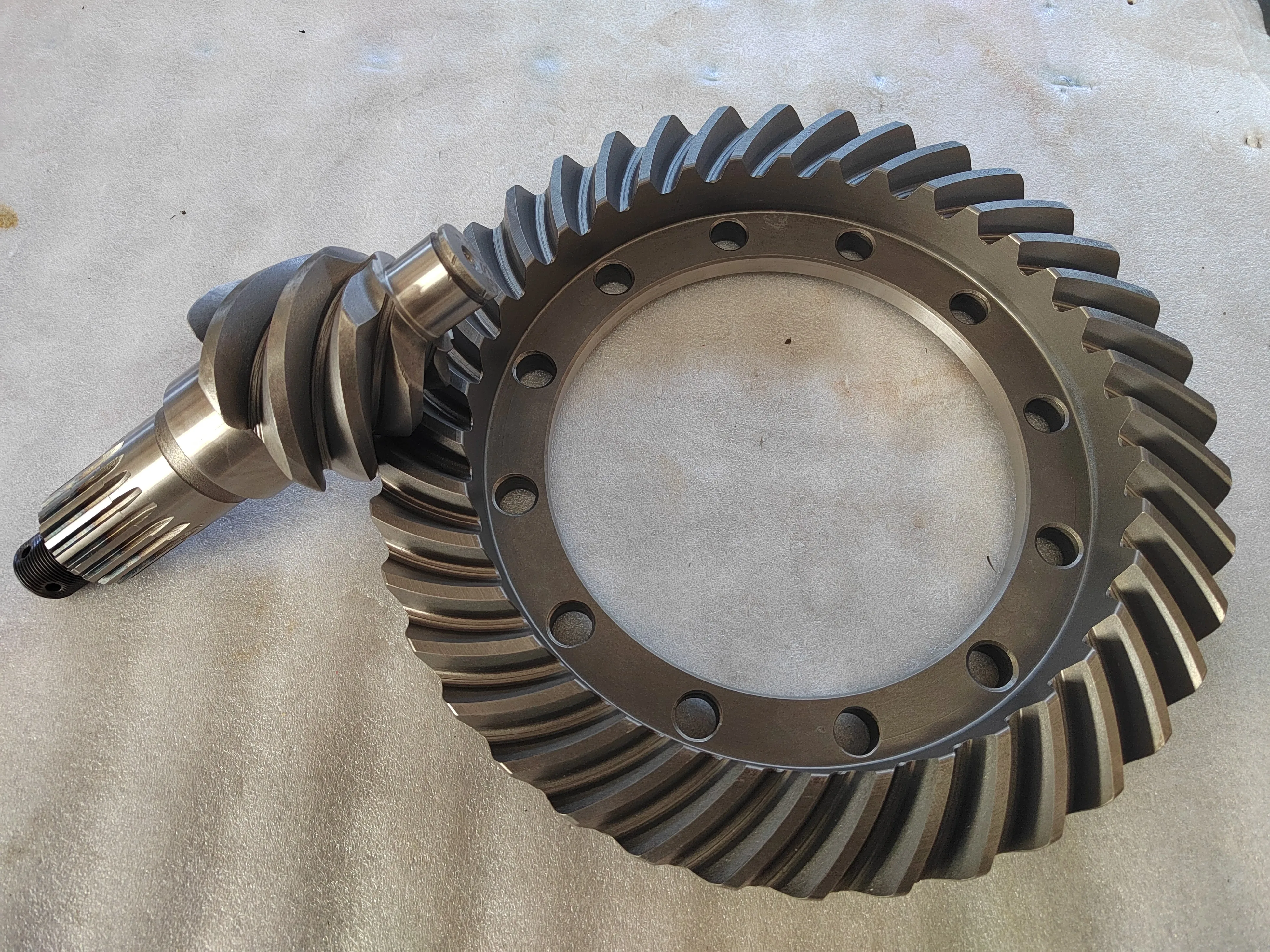Hydun MK617192/MK612792 Crown Wheel Pinion Gear for