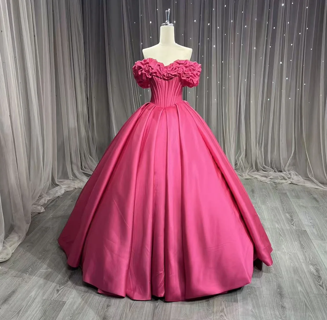 ball dresses for ladies Women's Lace Appleques Prom Dresses Long Ball Gown V Neck Tulle Formal  Evening Party Gown Plus Size LA15 Black CS at Amazon Women's Clothing store