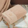 ดรีมคราวน์ 180 กรัม - (สีคาเมล)