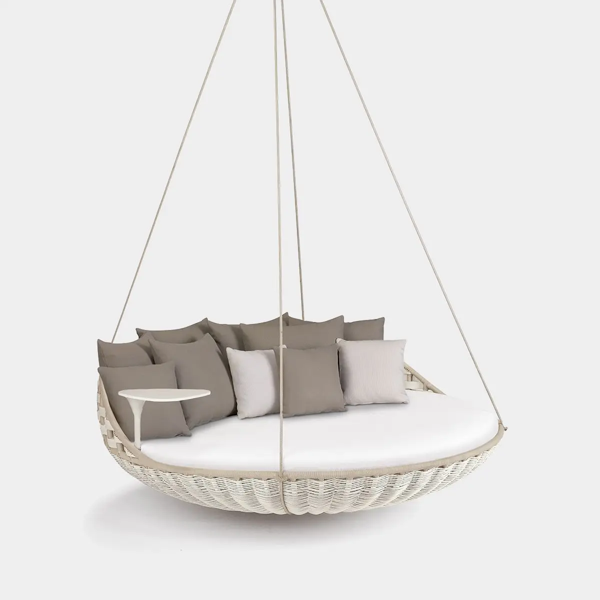 Outdoor Swinging Swing Beds Garden Kids Hammock Bed Outdoor Round Furniture Rattan Sofa Round