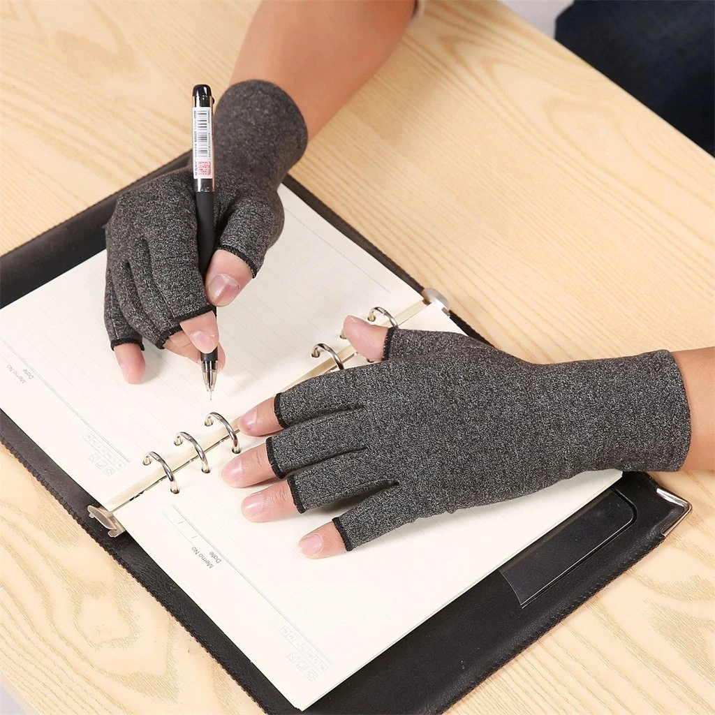 gloves 3.jpg