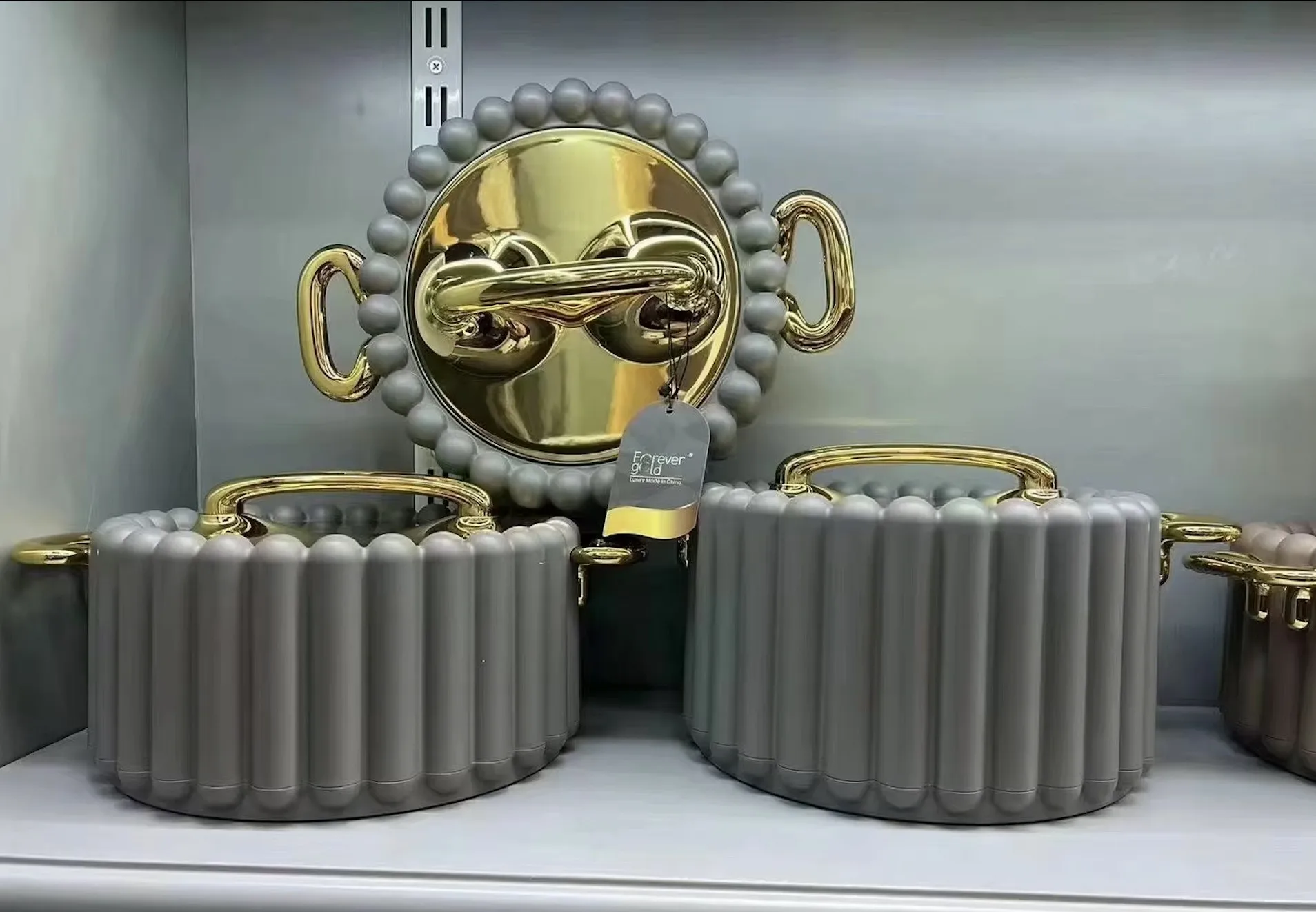 豪华罗纹设计保温食物保温器套装1.5L 2L 2.5L 保温砂锅带镜面金色盖子