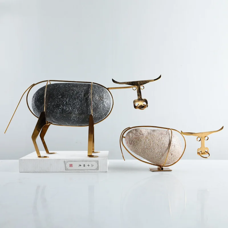 Abstract Metal Iron Bull Shape Stone Combination Creative Luxury Home Office Desktop Handicraft Ornaments