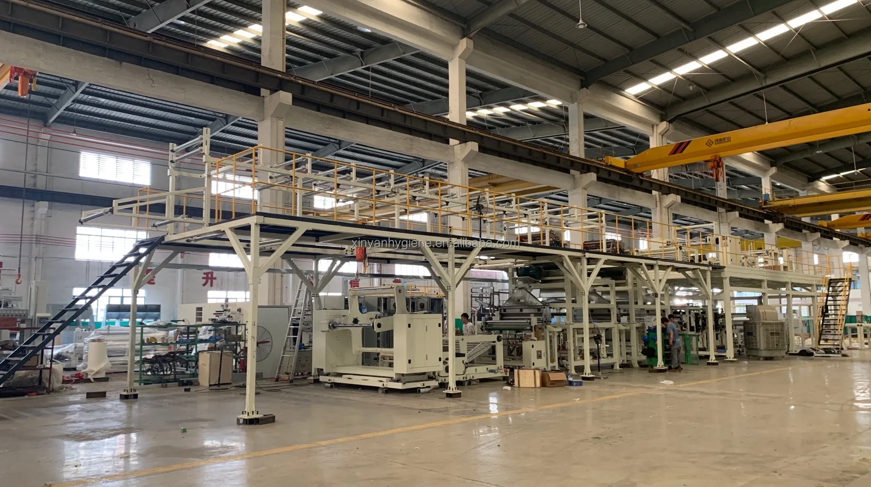 Высокопроизводительная полностью автоматическая машина для ламинирования гигиенических