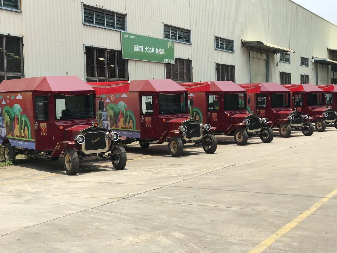 A replica Ford model T Van, like normal food or coffee van it has a classic vintage design to attract tourism and bring you more client. it's a modified model T suitable for selling ice cream also it's call ice cream van or truck.jpg
