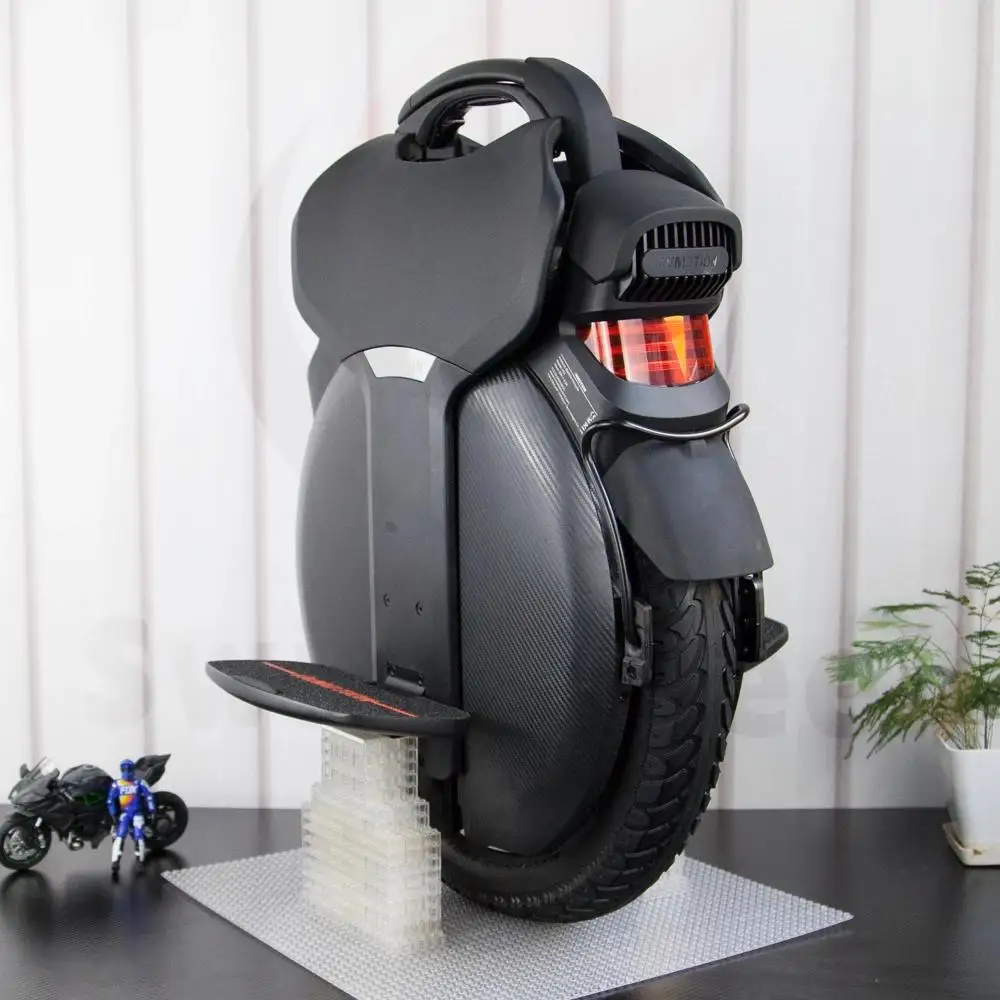 InMotion V11 電動一輪車 時速31マイル 走行距離75マイル 内蔵調整式