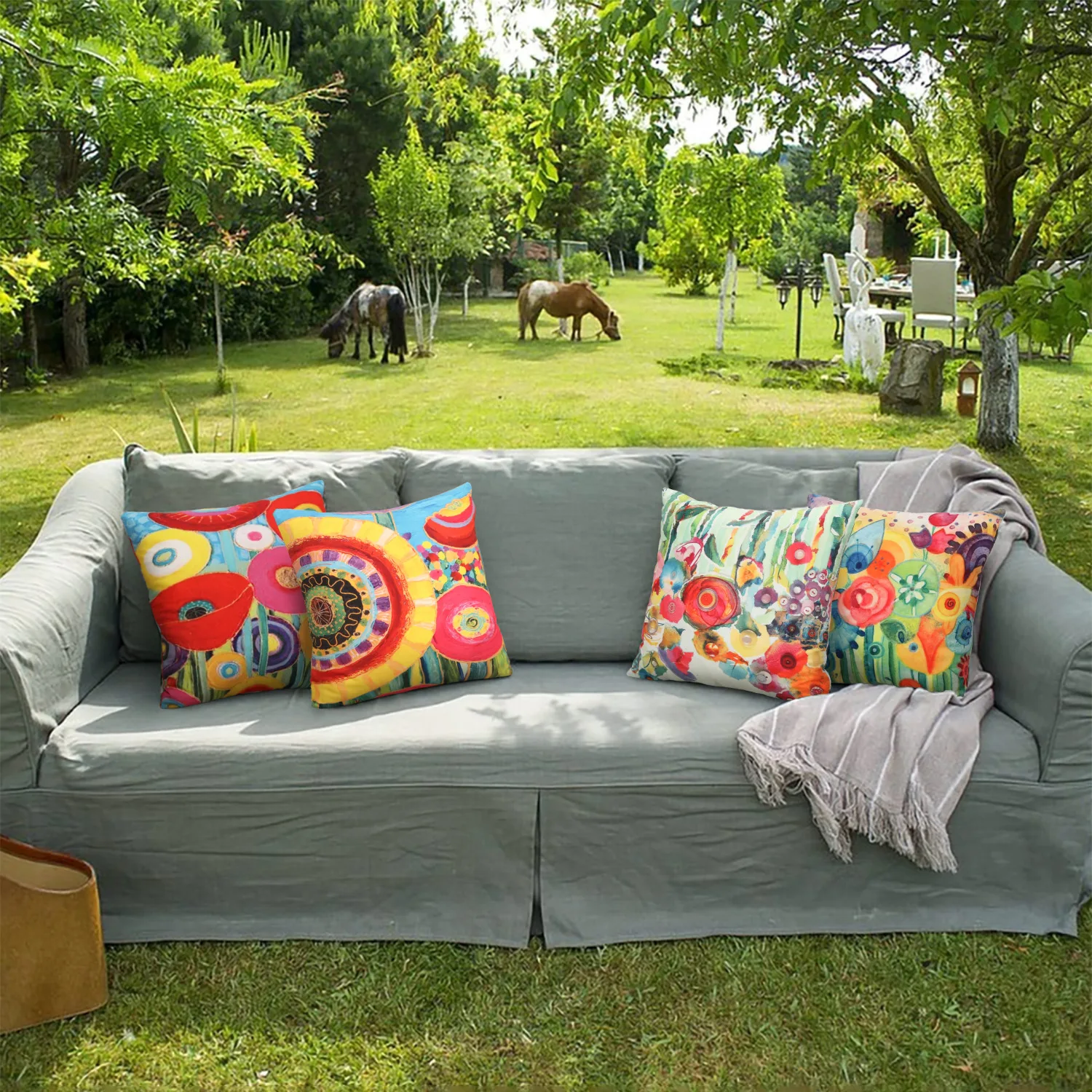 High Quality Floral Knitted Outdoor Sofa Cushions and Pillows New Patterned Waterproof for Camping Sleeping Hotel Use factory