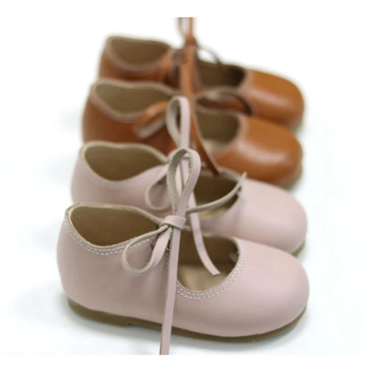 Лучшие из натуральной кожи на шнуровке однотонные модельные туфли для маленьких девочек