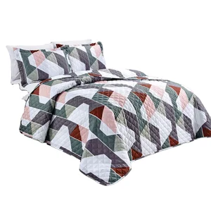 OEKO-TEX Certificate Wholesale Lightweight Quilted Bedding Set 1 Bedspread and 2 Pillow Cases Bedspread Bedding Set king Size