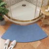 Diatomaceous earth bathroom mat - natural blue curved