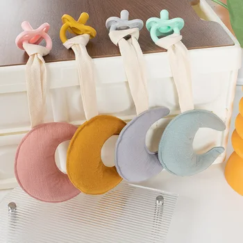 Hot Selling Ins Baby Cotton Pacifier Anti-drop Chain Star Moon Comforter Teether Toys Infant Pacifier Dummy Soother Holder Chain