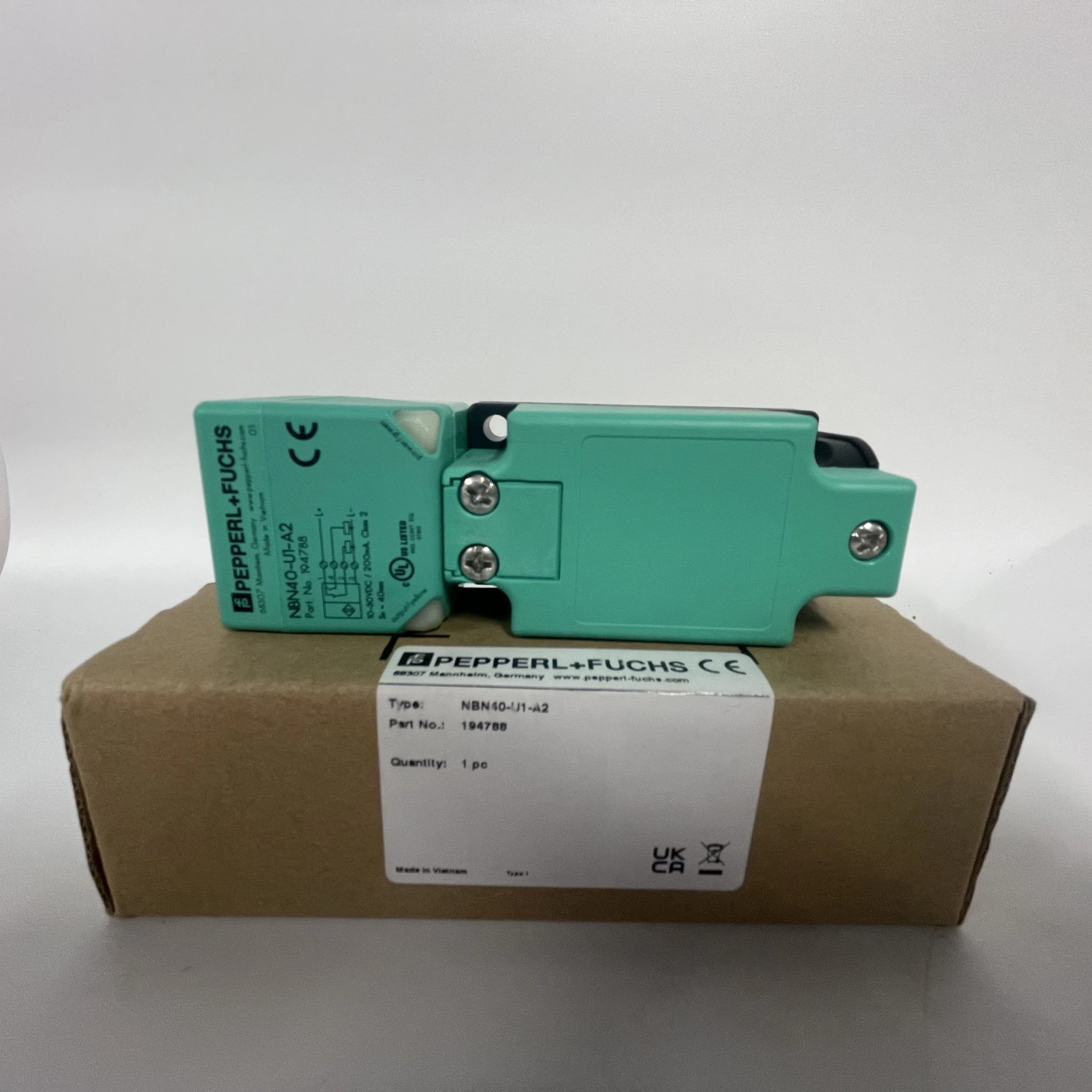 PEPPERL+FUCHS Inductive Proximity Sensor NBN40-U1-A2