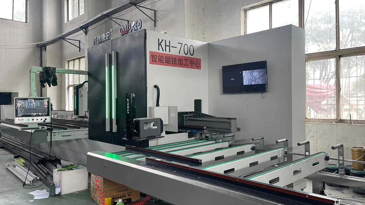 Liaoning Tuoqian Yunding Doors And Windows Co., Ltd. 3
