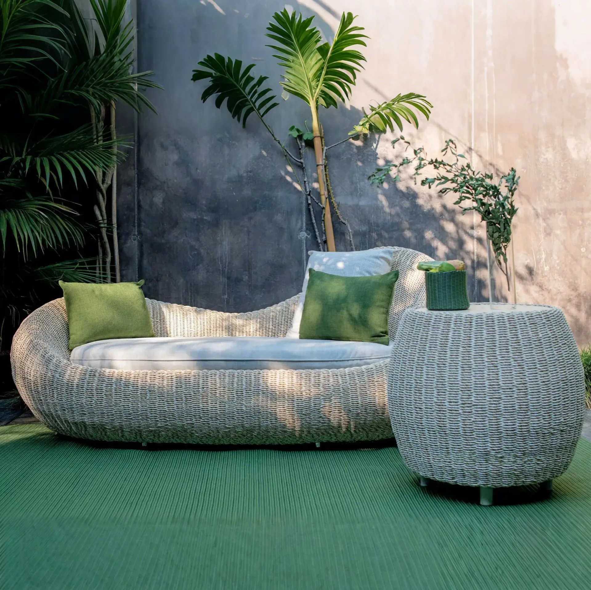 Foshan Hongkai Furniture Co Outdoor Wicker Rattan Sofa Seats Lounge Sofa  Modern Style Furniture Luxury Garden Furniture