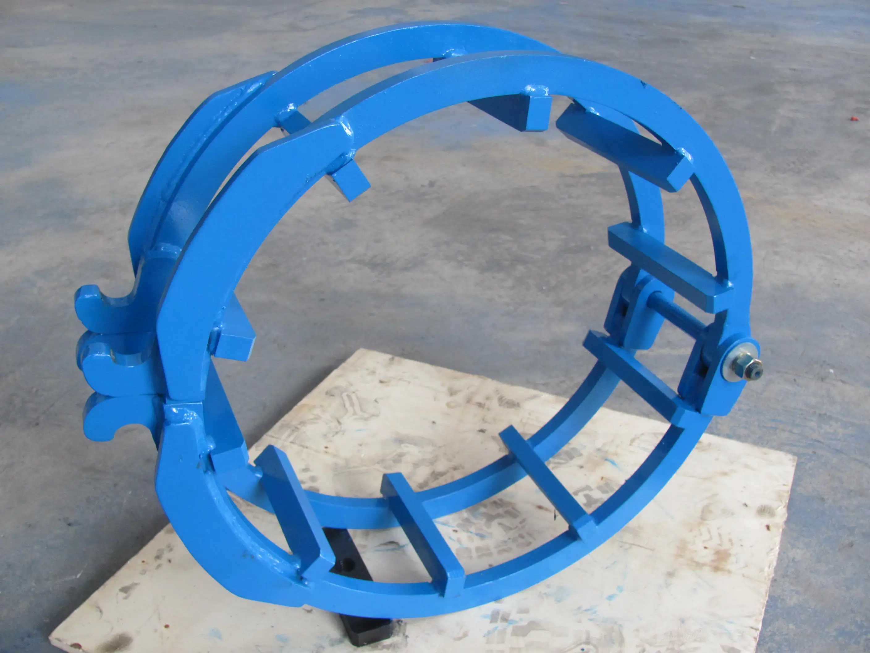 Oil and Gas Pipeline External Pipe Alignment Clamps