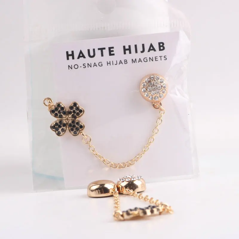 Hijab Magnets With Chain-Gold