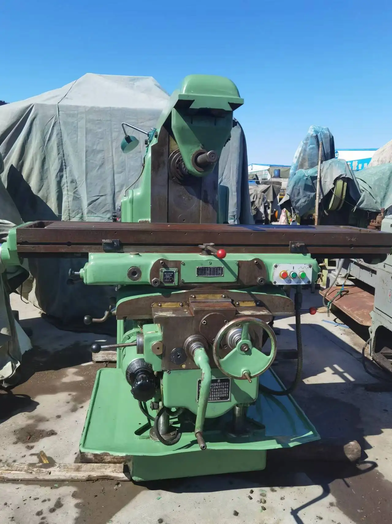 Used Model B1400 Vertical Metal Lifting Table Small Drill Press