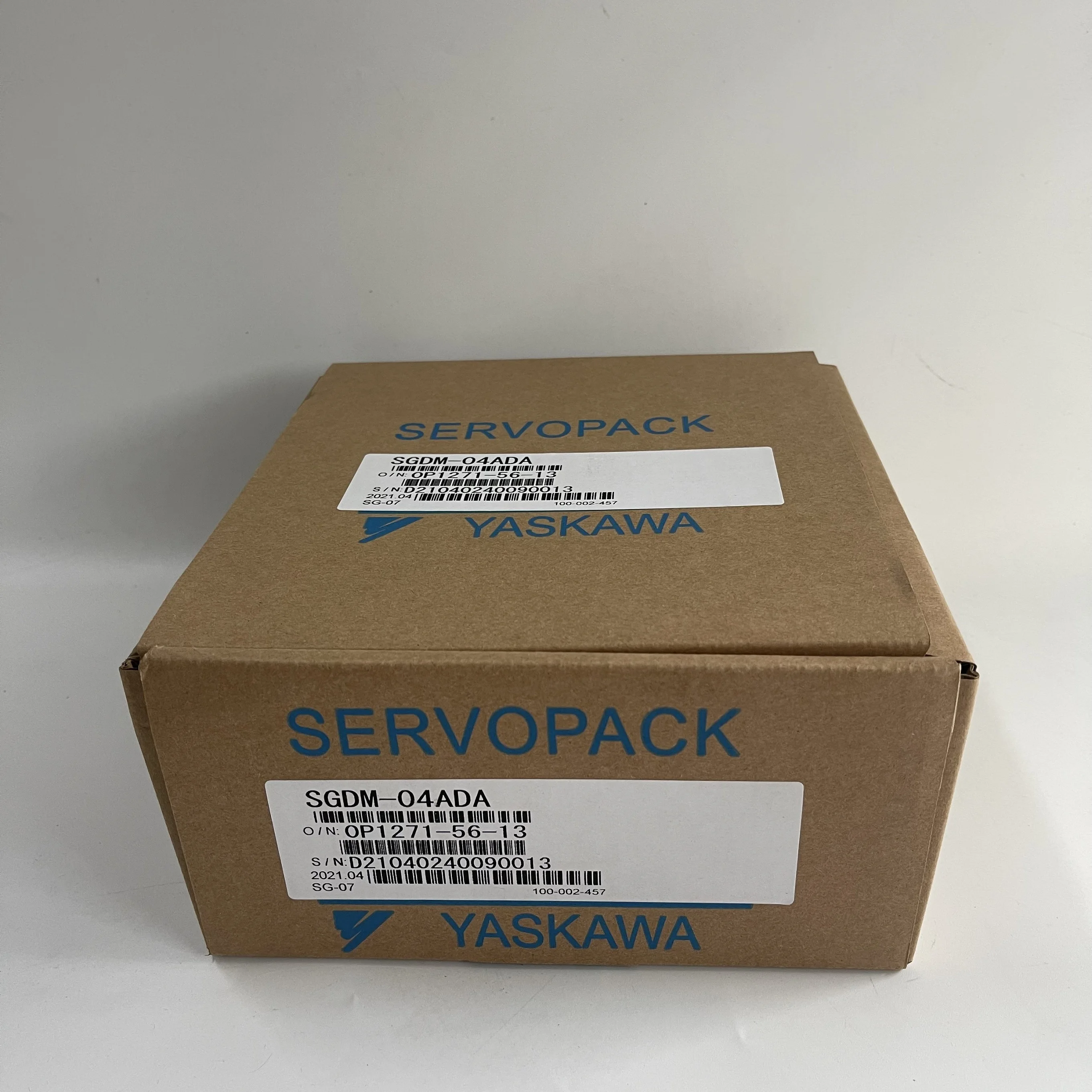 Yaskawa AC Servo Amplifier SGDM-04ADA