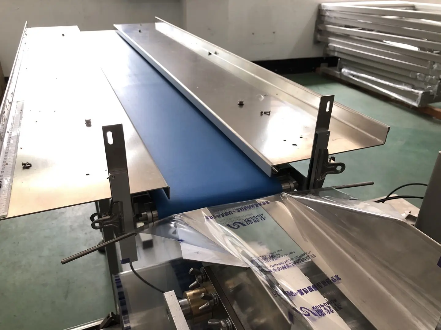 Automatic Horizontal Ice Cream Cone Wafer Cone Waffle Cone Plastic Bag Pillow Type Flow Wrapper Packaging Machine