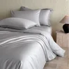 Grigio-chiaro