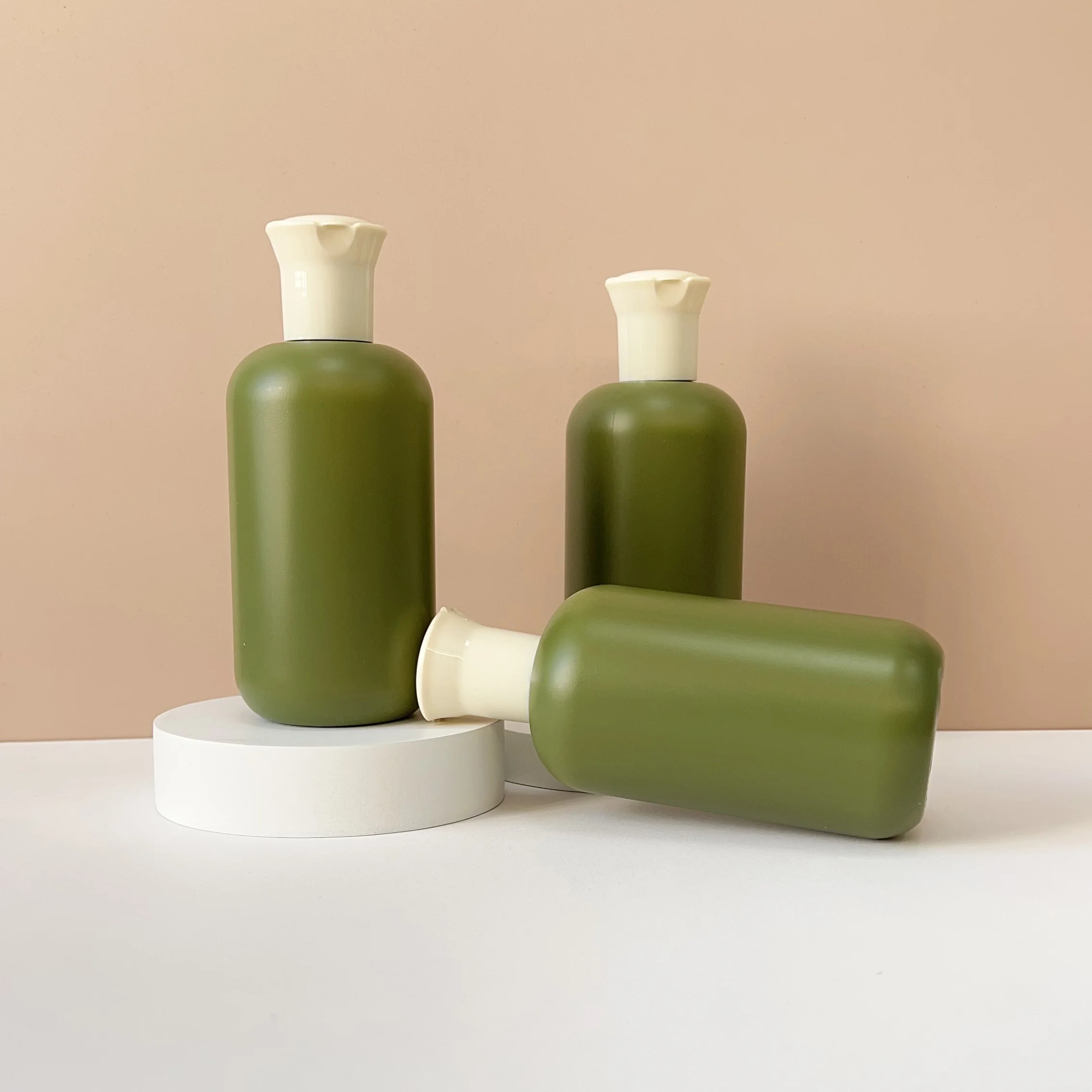 Factory Direct Sales 10oz Hdpe Empty Plastic Shampoo Bottle Conditioner Dispenser Soft Touch