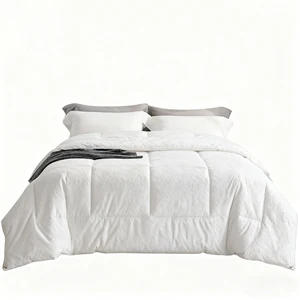 Wholesale Supply Hotel Use Winter Goose Down Quilt with Eco-Friendly Pure Cotton Fabric