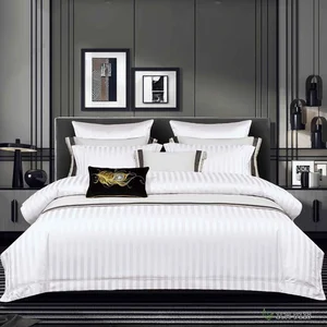 White Color Queen Bed Cover 8 Solid Patterns High Quality and Cheap Price QUEEN SIZE HOTEL Duvet Cover Set