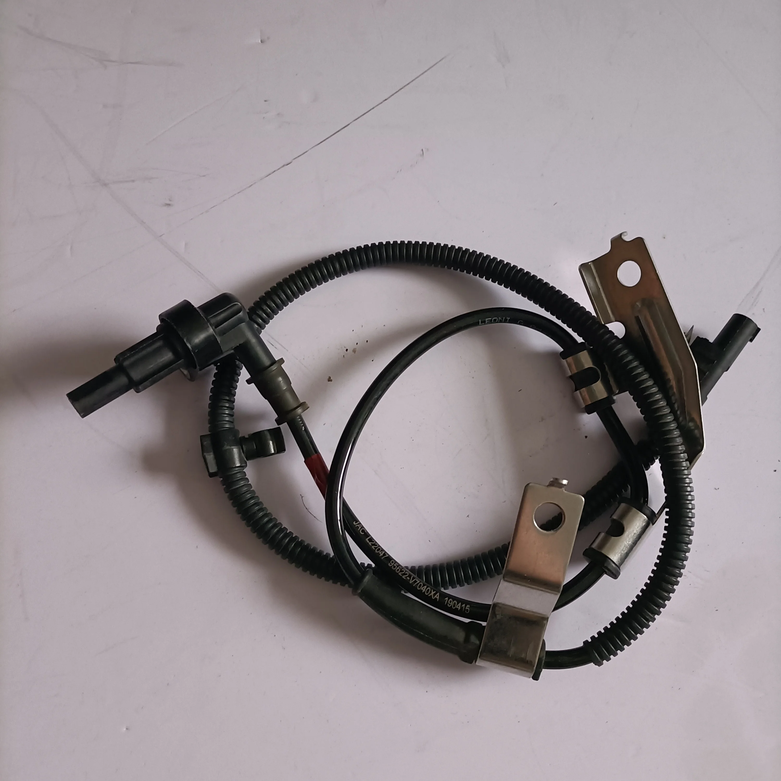 95622-V7040 Auto ABS Sensor Wheel Speed Sensor for JAC T8