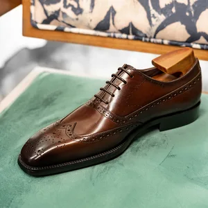 Men's Retro Oxford Leather Shoes Light Luxury Cowhide Handmade Brogue Carved Design Lace-Up Breathable Summer Trendy for Office