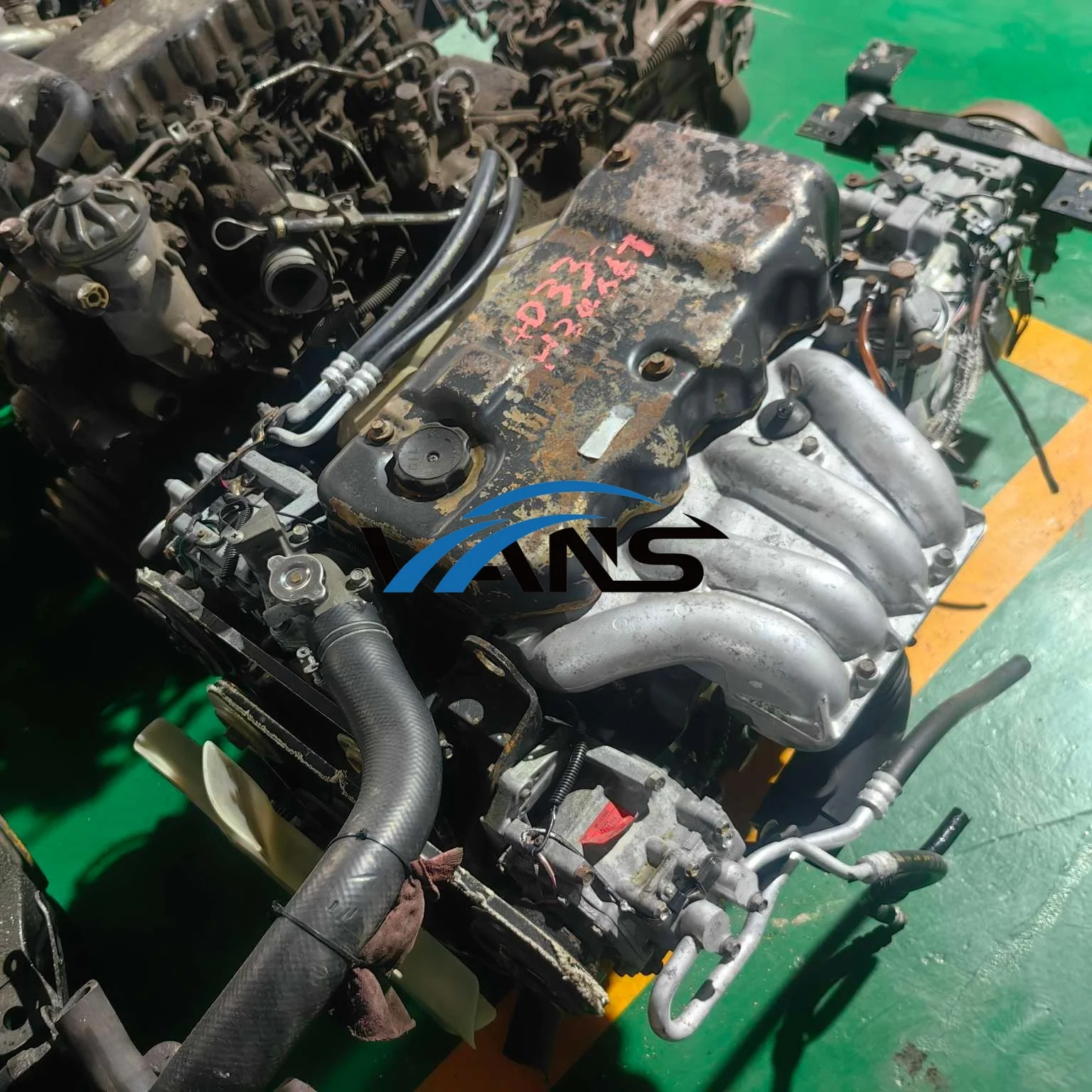 三菱キャンター用 2004-2006年型 4D33エンジンアセンブリとギアボックス