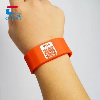 Plastic bracelet with FALL RISK printing  Belpro