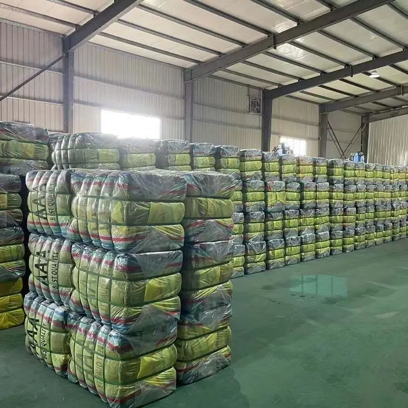 Vente en gros en usine de vêtements d'occasion mixtes bon marché 50kg  fournisseur de vêtements d'occasion en balles