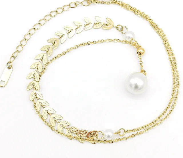 A Light Luxury Retro Natural Stone, Natural Crystal Beaded Freshwater Pearl Necklace