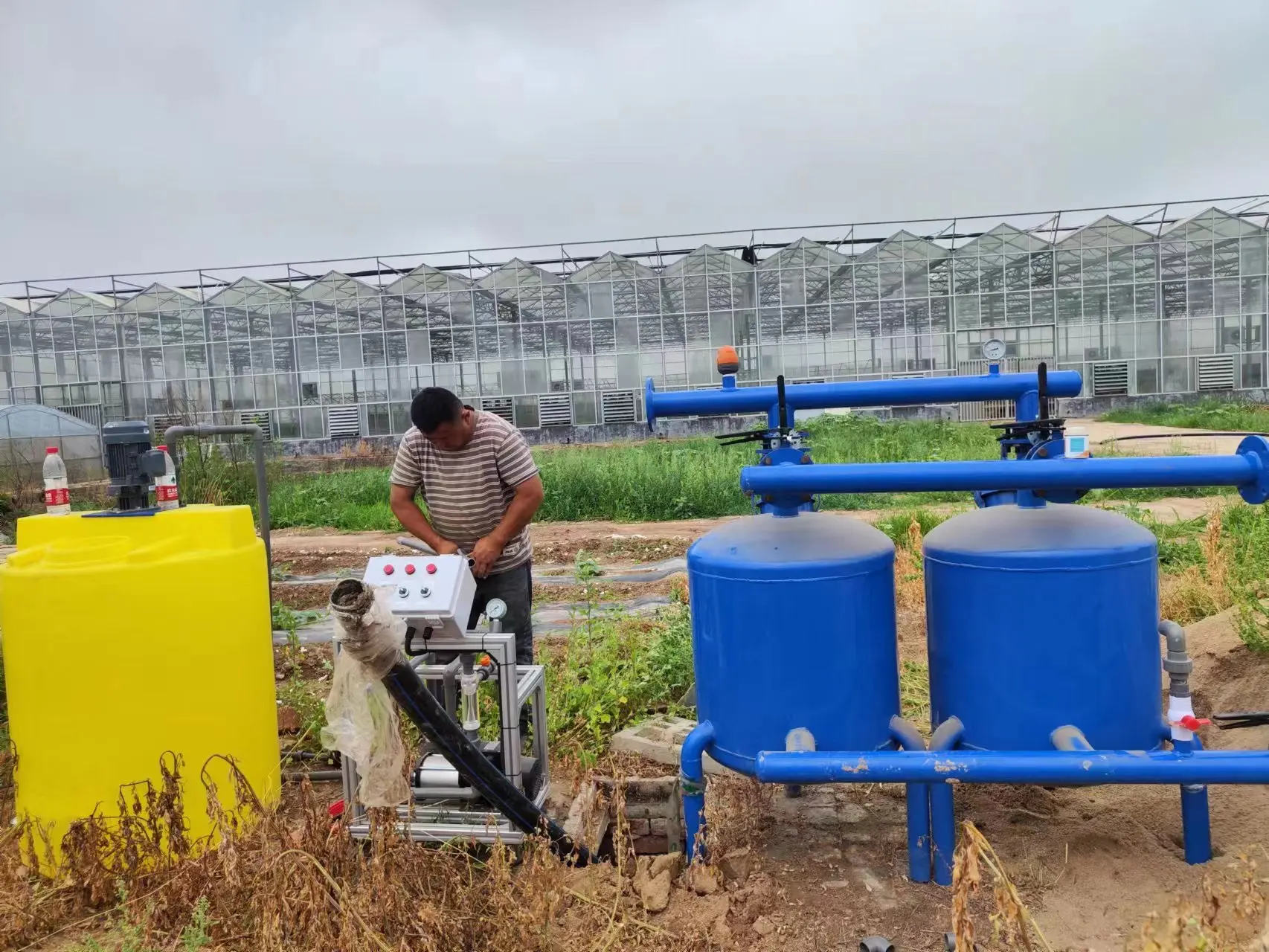 Yibiyuan Model 16 Metallic Agriculture Machine Disk Water Filter Fertigation Sand Filter Farm Irrigation System Drip Irrigation H05066a48f75a4bfb9fe3954d668adf51v