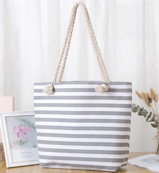 Wholesale New Design Item Metallic Pineapple Cotton and Polyester Large Size Beach Bag Eva Summer Tote Beach Bag