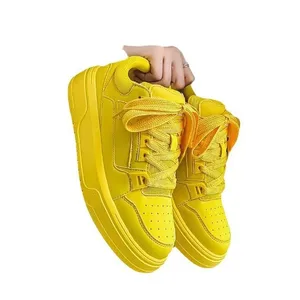 2026 Custom Unisex Sports Sneakers Flat Walking Shoes  Leather Upper with Logo Casual Fashion for Men and Women