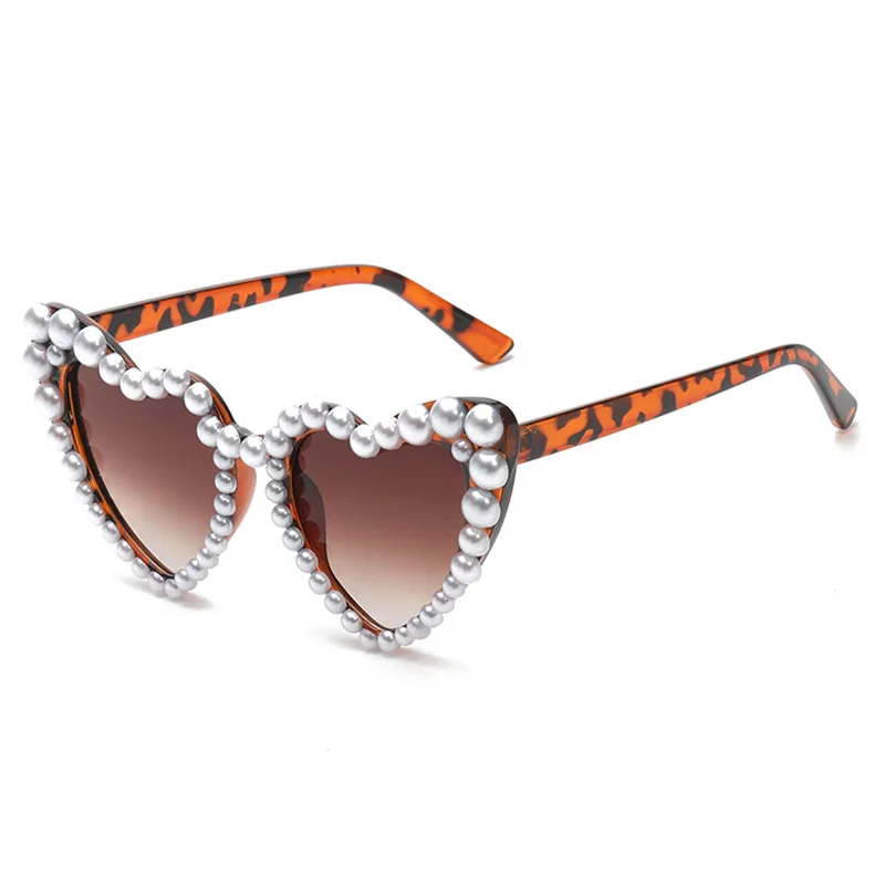 小物 HEART LOGO SUNGLASSES BROWN Shop 2024 Women's Fashion Sunglasses - Heart Shaped Styles