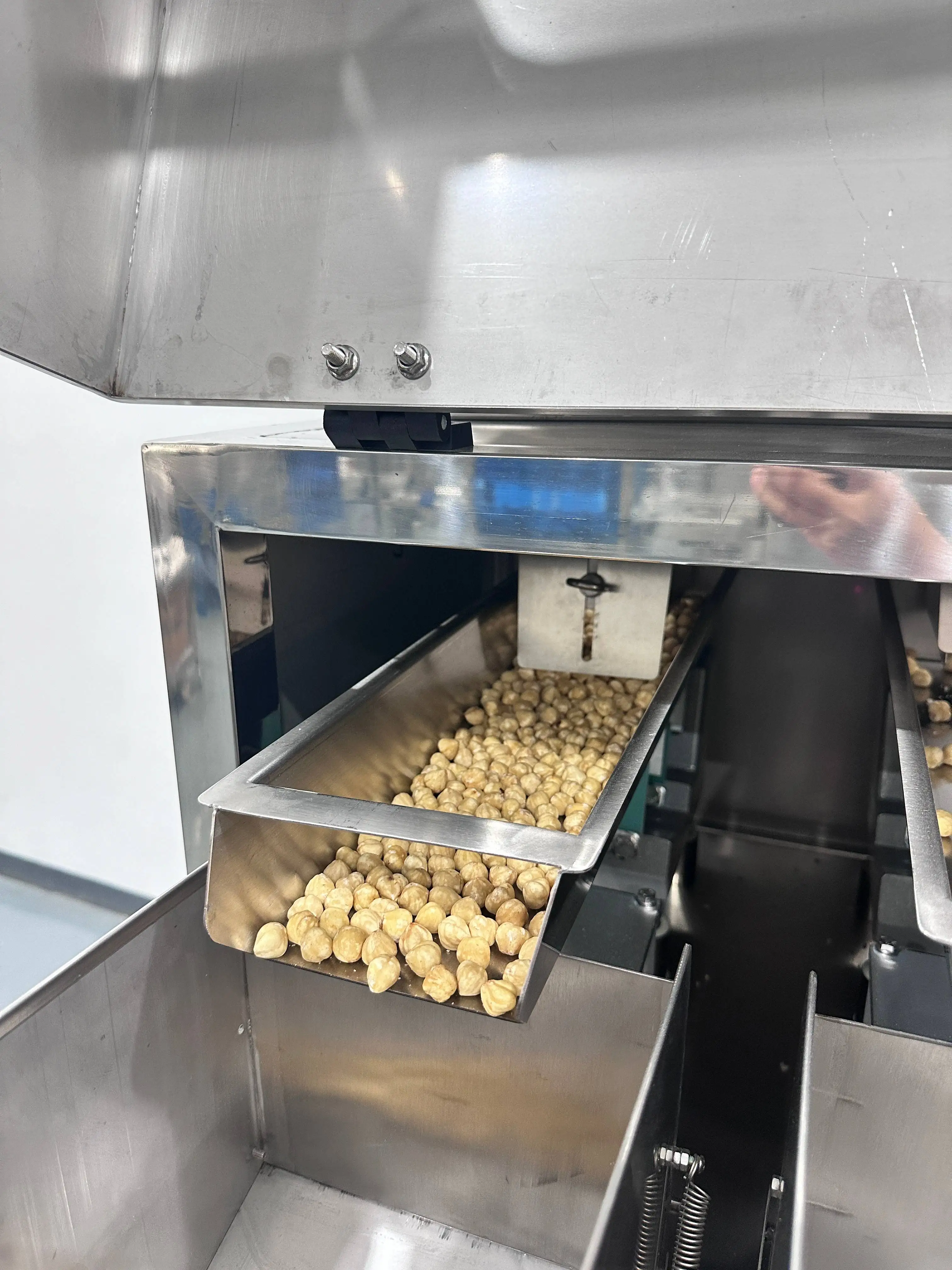 Semi-Automatic 5g-5kg Sugar Granule Filling Machine for Food Packaging in Plastic/Paper Pouches or Bags (Filling Auto Brand)