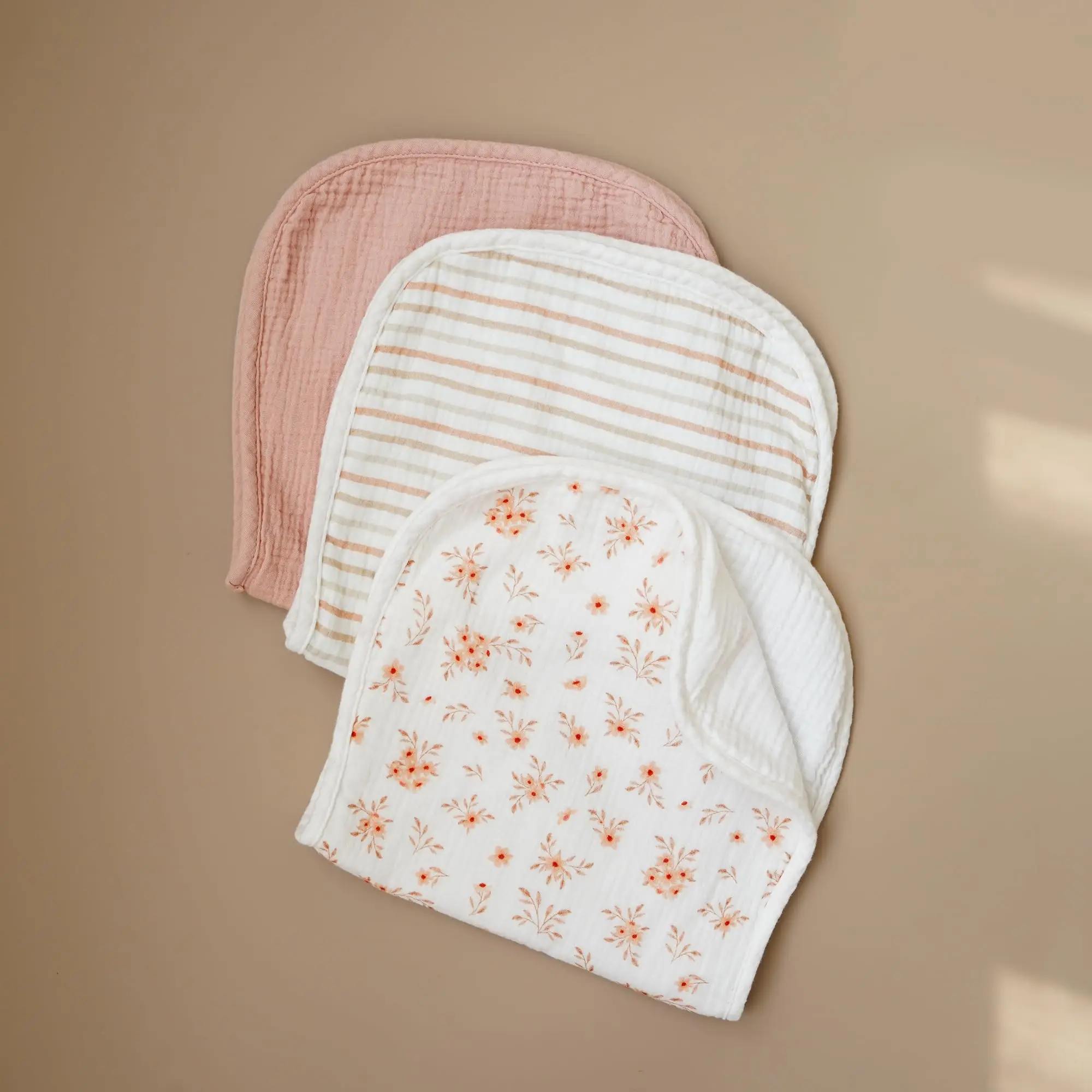 Personalized Custom Pattern 6 Layers Cotton Muslin Babi Towel Burp Cloths Neutral Custom Muslin Burping Cloths for Baby