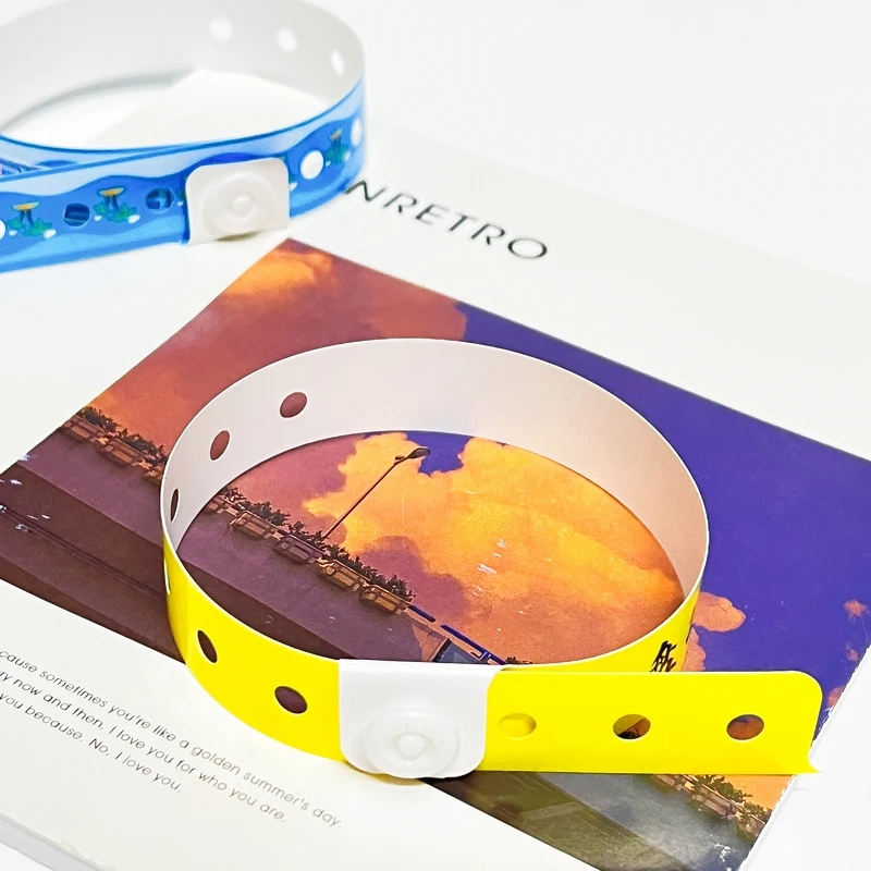 Factory Disposable Custom PVC Vinyl Bracelet Bar Code Theme Amusement Park Paper Admission Ticket Waterproof L Shaped Wristband