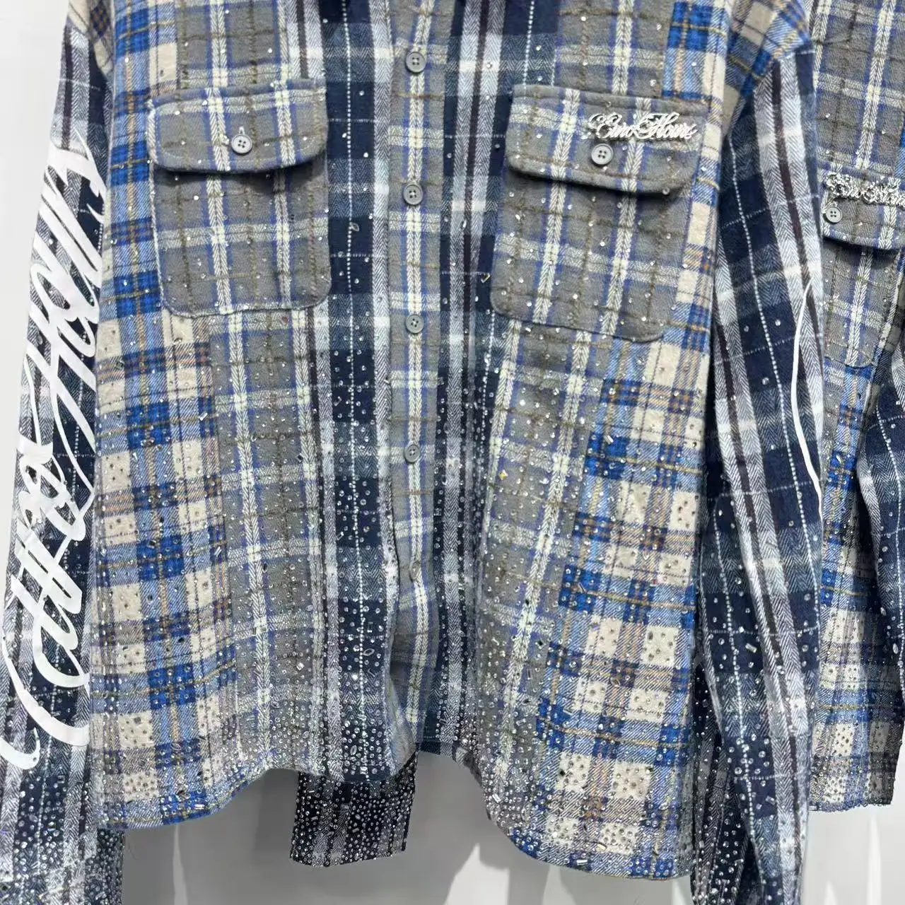 Custom Made Flannel Long-sleeve with Spliced Design Screen Printing Shiny Rhinestones Customized Metal logo Mens Flannel Shirt gallery 4