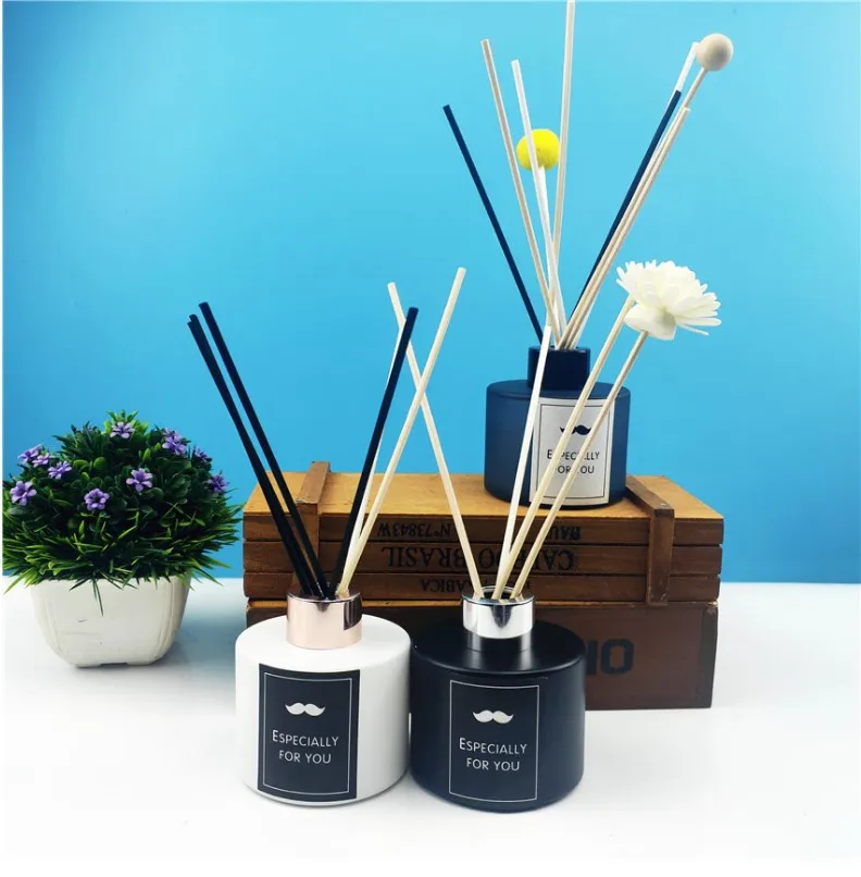 Wholesale Clear Custom Color 50ml 100ml 150ml 200ml 250ml Round Essential Oil Reed Diffuser Glass Bottle for Fragrance Use