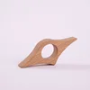Hebilla de dedo de madera de haya - un lado curvado
