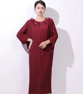 A Plus-size Dress for European and American Women with a Petal-shaped Neckline and Super Elastic Miyake Pleated Dress