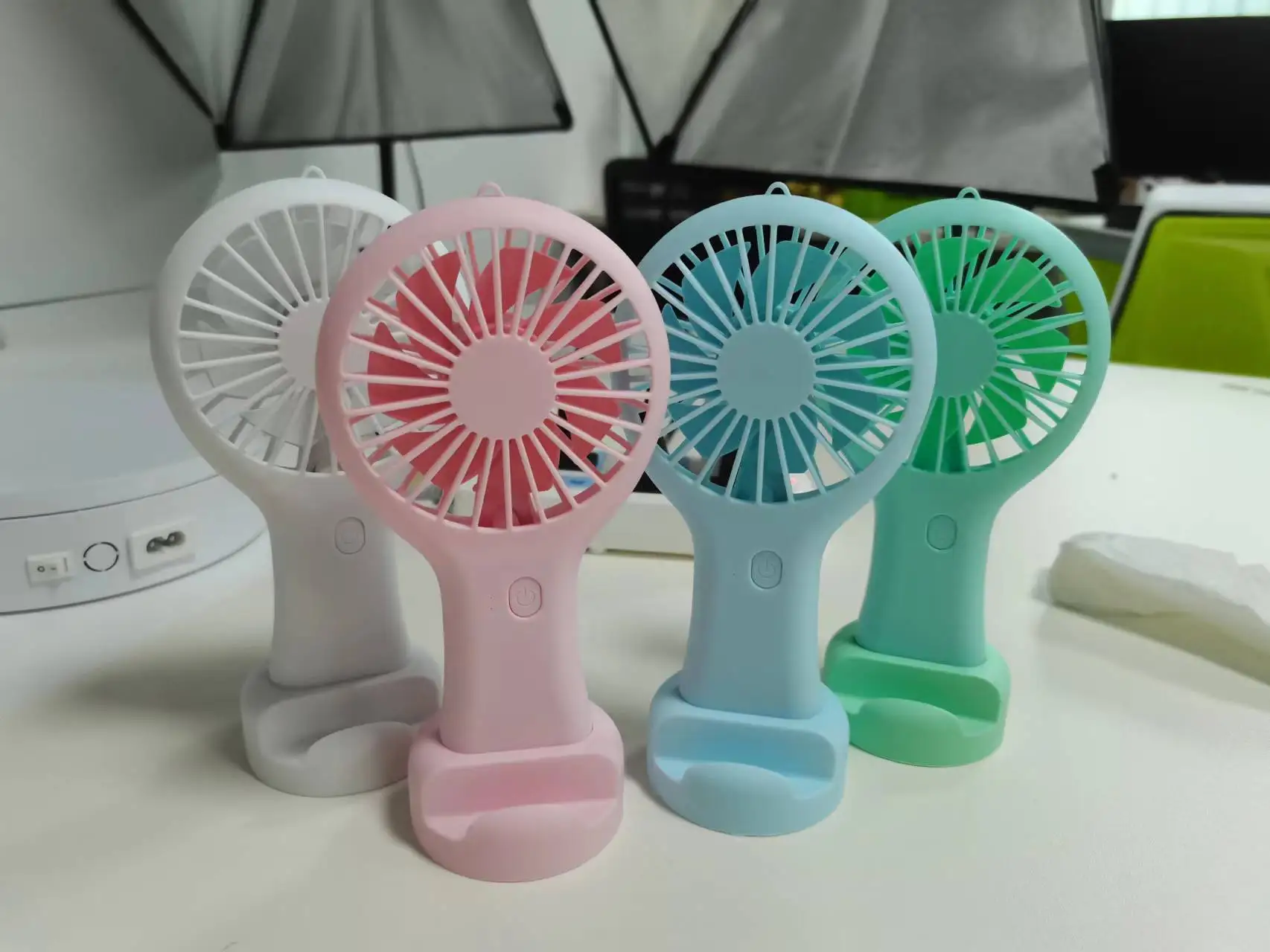 Newyues Ready To Ship Electric Small Handheld Personal Fan Usb